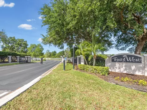 View/Area - 7935 Calindra Ct, Trinity, FL 34655 photo 2 of 6