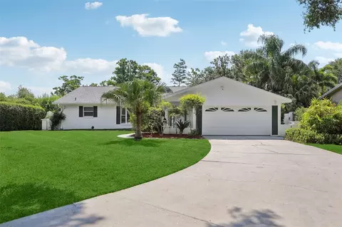 71 Flamingo Cir, Safety Harbor, FL 34695