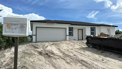 18773 Lake Worth Blvd, Port Charlotte, FL 33948