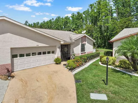 1762 Atrium Dr, Sun City Center, FL 33573