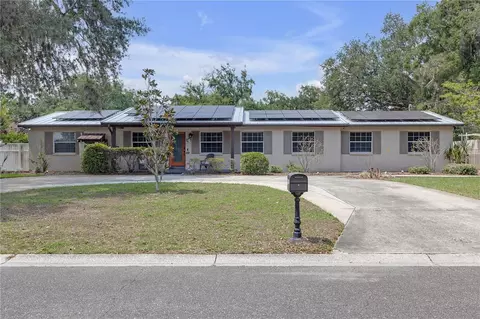2704 Dorene Dr, Plant City, FL 33563
