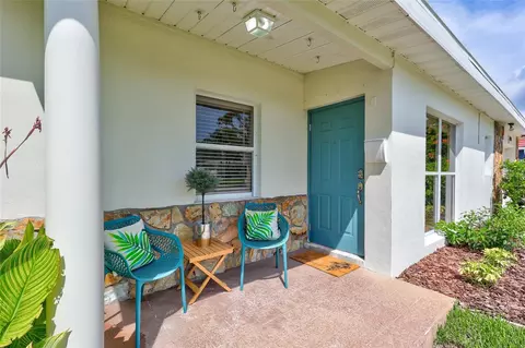 4099 Pompano Dr SE, Saint Petersburg, FL 33705