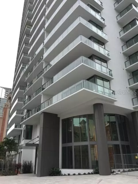 100 1st Ave N #702, Saint Petersburg, FL 33701