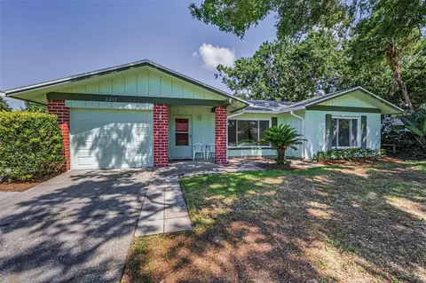 2212 Portside Psge, Palm Harbor, FL 34685