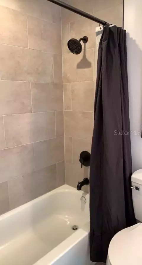 Bath - 7152 Sandy Ln, Wesley Chapel, FL 33544 photo 5 of 8