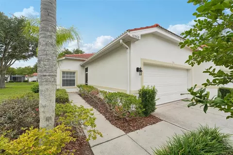 10263 Devonshire Lake Dr, Tampa, FL 33647