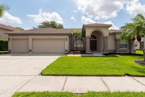 18518 Bittern Ave, Lutz, FL 33558