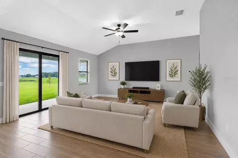 Living - 2426 Hiers Rd, Dover, FL 33527 photo 2 of 2