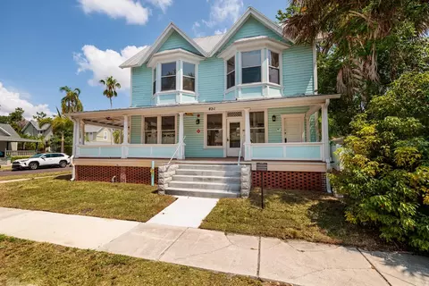 457 8th Ave N, Saint Petersburg, FL 33701