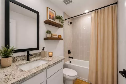 Bath - 11300 Libby Rd, Spring Hill, FL 34609 photo 2 of 2