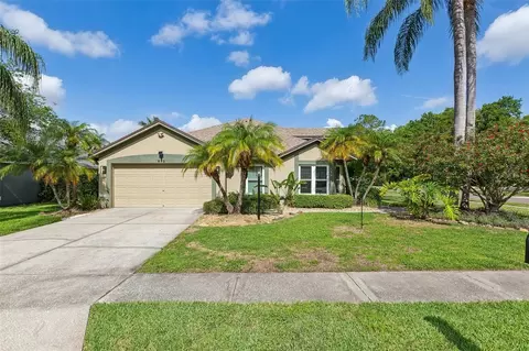 892 Crestridge Cir, Tarpon Springs, FL 34688