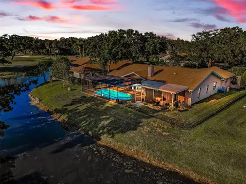 395 Forest Park Rd, Oldsmar, FL 34677