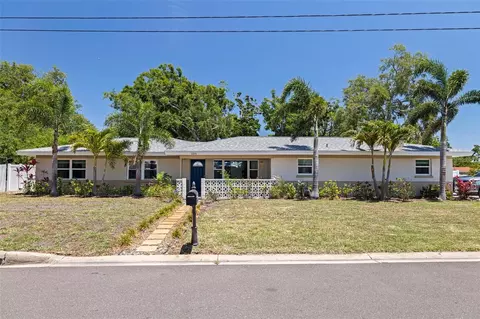 5201 108th St N, Saint Petersburg, FL 33708