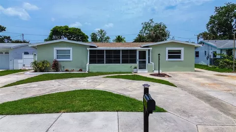 5672 62nd Way N, Saint Petersburg, FL 33709