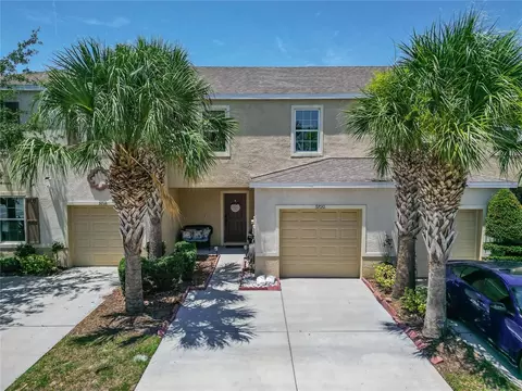 9720 Hound Chase Dr, Gibsonton, FL 33534