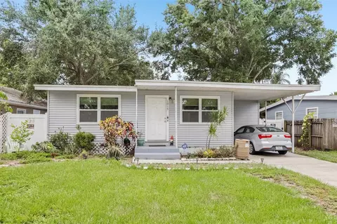 1015 13th Ave NW, Largo, FL 33770