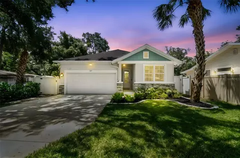 527 Bay St, Dunedin, FL 34698