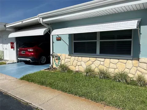 250 Rosery Rd NW #270, Largo, FL 33770