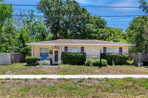 1683 Pine St, Largo, FL 33774