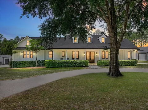 18577 Clay Hill Rd, Dade City, FL 33523