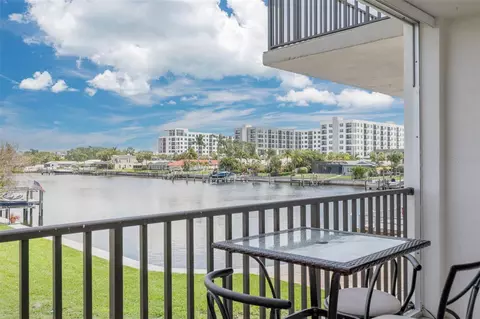 3789 46th Ave S #204, Saint Petersburg, FL 33711