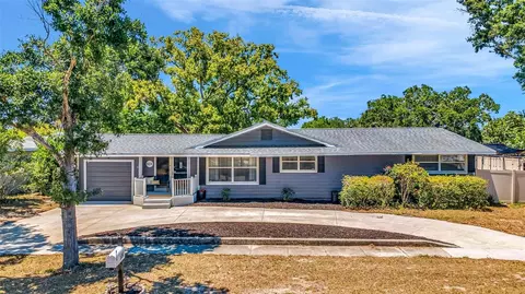 504 7th Ave SW, Largo, FL 33770
