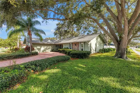9611 107th Ave N, Largo, FL 33773