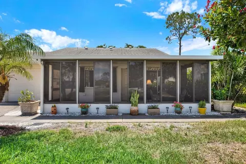 3229 40th Ln S #C, Saint Petersburg, FL 33711