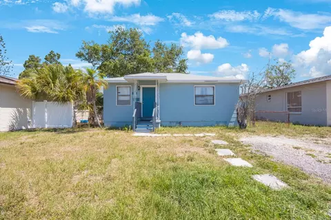 513 88th Ave N, Saint Petersburg, FL 33702