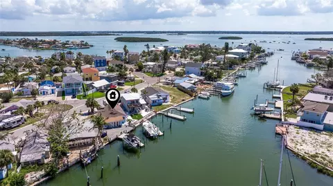 253 Boca Ciega Dr, Madeira Beach, FL 33708