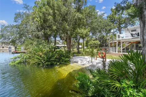 7300 Mackerel Ln, Hudson, FL 34667