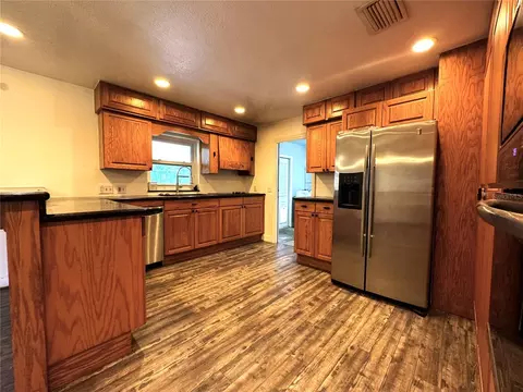 Kitchen - 3419 Pearson Rd, Valrico, FL 33596 photo 1 of 2