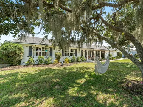 3100 Peacock Ln, Mulberry, FL 33860