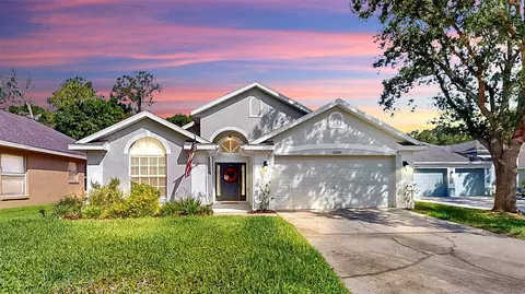 16928 Hawkridge Rd, Lithia, FL 33547