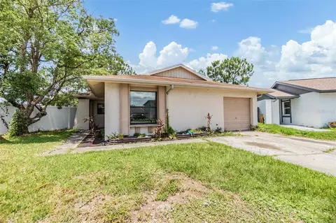 5115 Stonehaven Ct, Tampa, FL 33624
