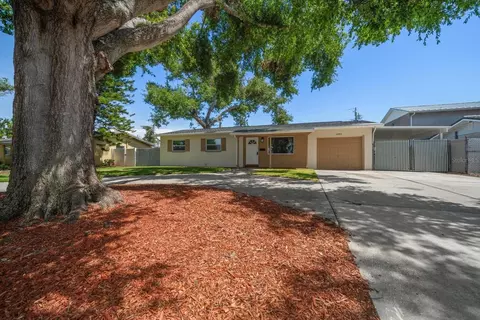6282 41st Ave N, Saint Petersburg, FL 33709