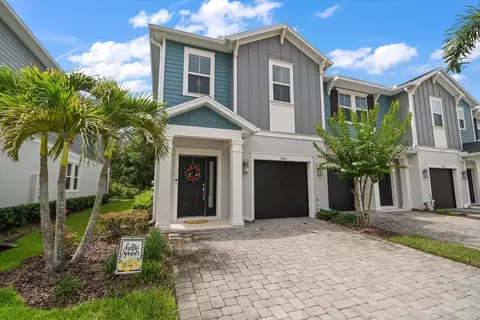 2816 Grand Kemerton Pl, Tampa, FL 33618