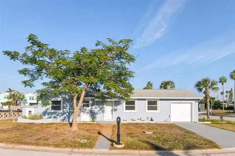 410 Virginia Ave, Madeira Beach, FL 33708