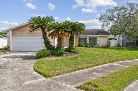 1944 Hastings Ln, Clearwater, FL 33763