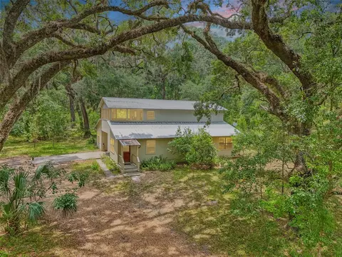 7189 Griffin Rd, Brooksville, FL 34601