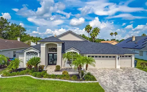 18504 Country Crest Pl, Tampa, FL 33647