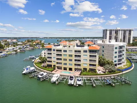 200 Skiff Pt #202, Clearwater Beach, FL 33767