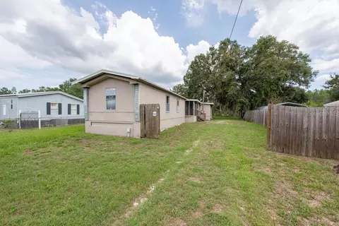 39034 Central Ave, Zephyrhills, FL 33540