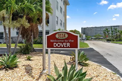3114 59th St S #203, Gulfport, FL 33707