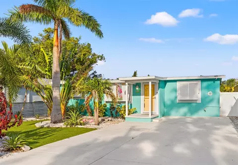 4570 67th St N, Saint Petersburg, FL 33709