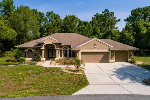 16 Dahoon Ct N, Homosassa, FL 34446