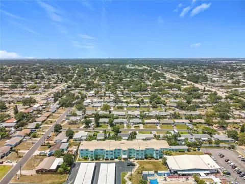 11447 Park Blvd #205, Seminole, FL 33772