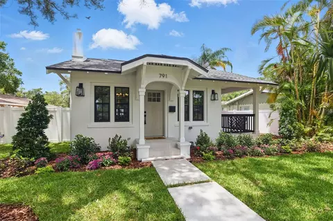 791 44th Ave N, Saint Petersburg, FL 33703