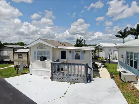 2215 73rd St E #117, Palmetto, FL 34221