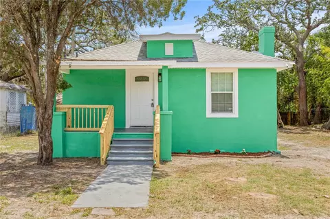 8215 N 14th St, Tampa, FL 33604